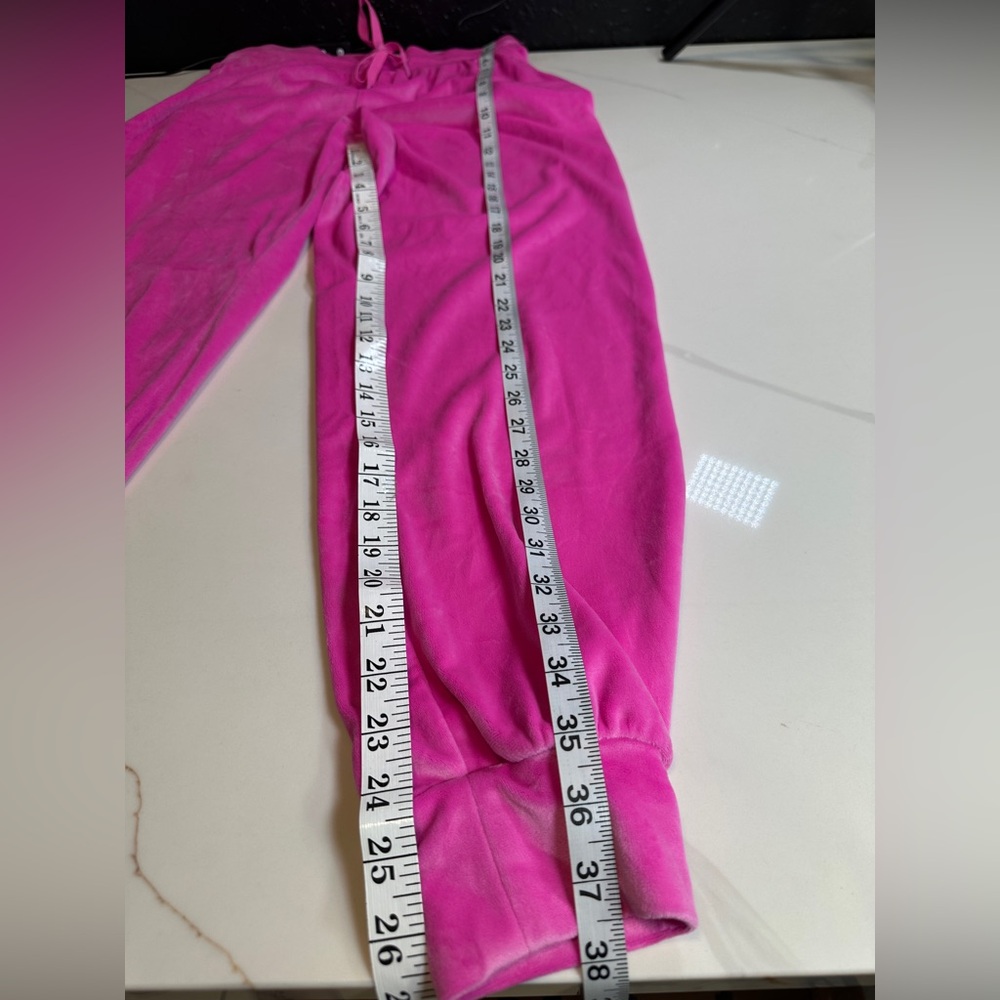 Victoria Secret On Point Tracksuit set - Picture 3 of 9